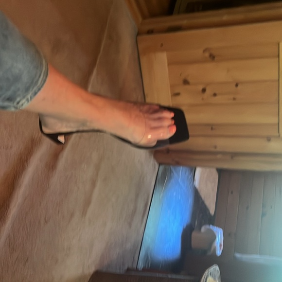 Sandals - Picture 8 of 8